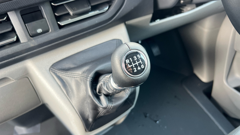 Ford Transit Custom 280 L2 Diesel Fwd 2.0 EcoBlue 136ps H1 Van Limited